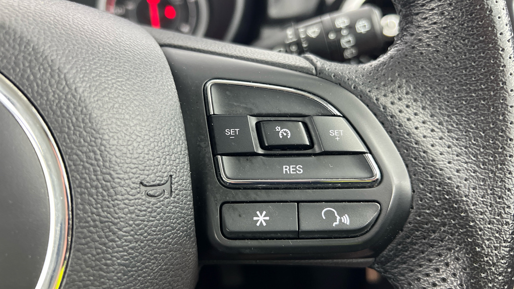 MG MG3 Exclusive Nav Vti-tech Blue #18