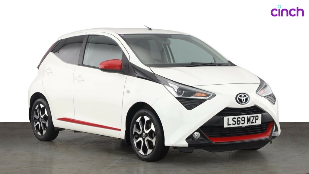 Toyota Aygo X X-cite 5 Purple #1
