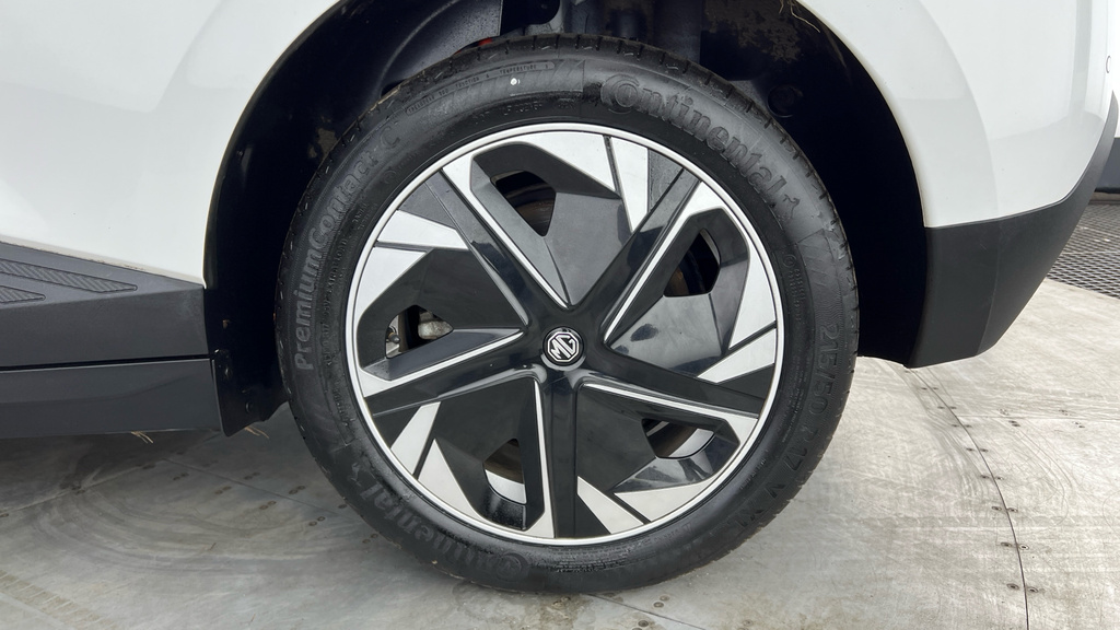 MG MG4 150Kw Trophy Ev Long Range 64Kwh Black #26