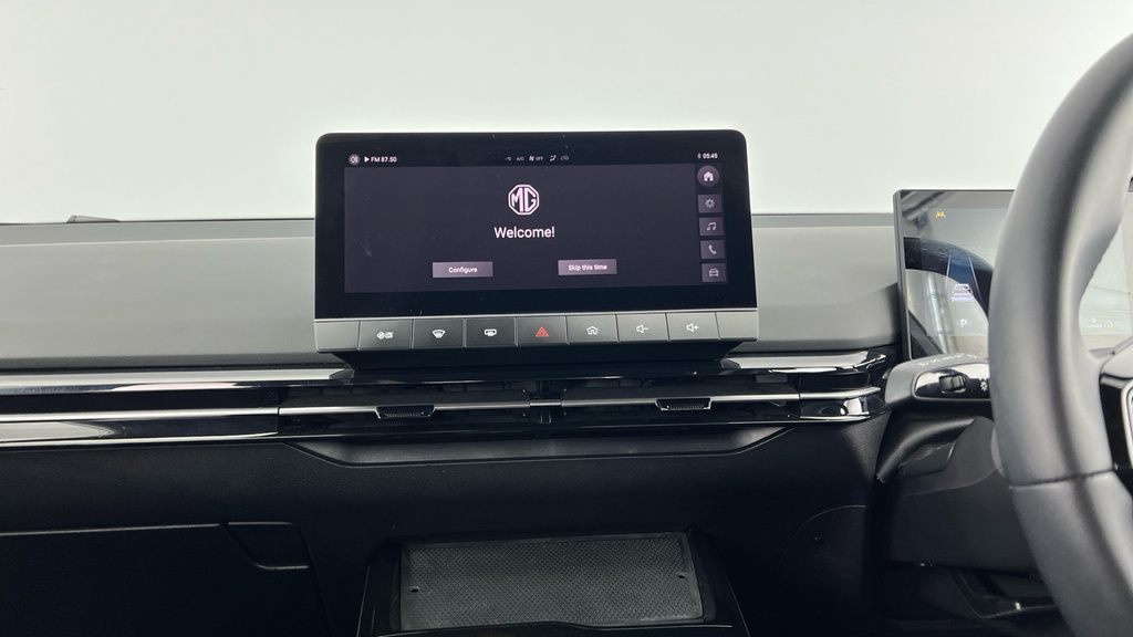 MG MG4 150Kw Trophy Ev Long Range 64Kwh Black #16