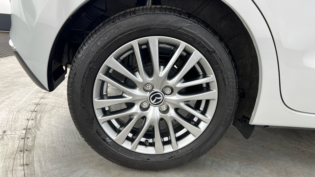 Mazda 2 1.5H Agile Hatchback Hybrid Cvt Euro 6 Silver #22