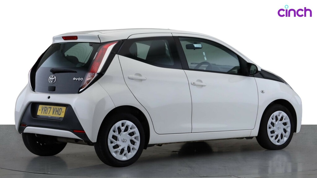 Toyota Aygo X X-play Red #3