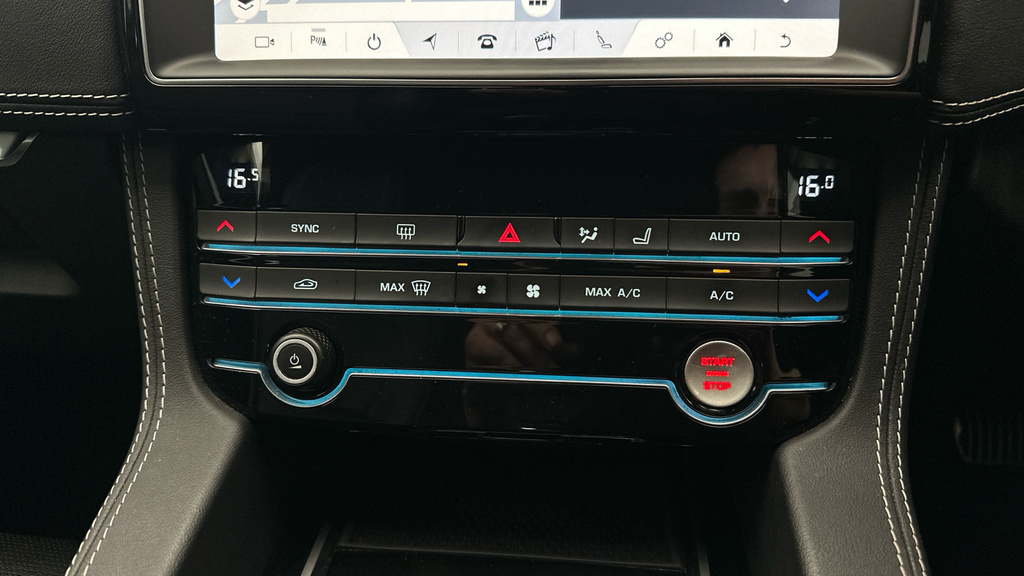 Jaguar F-Pace 2.0 D180 Portfolio Suv Awd Euro 6 Blue #17
