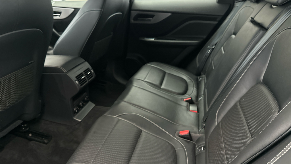 Jaguar F-Pace 2.0 D180 Portfolio Suv Awd Euro 6 Blue #20