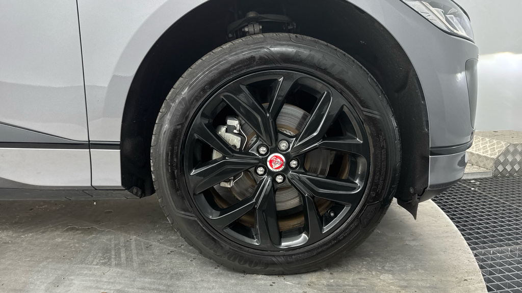 Jaguar I-Pace 294Kw Ev400 Black 90Kwh 11Kw Charger Black #18