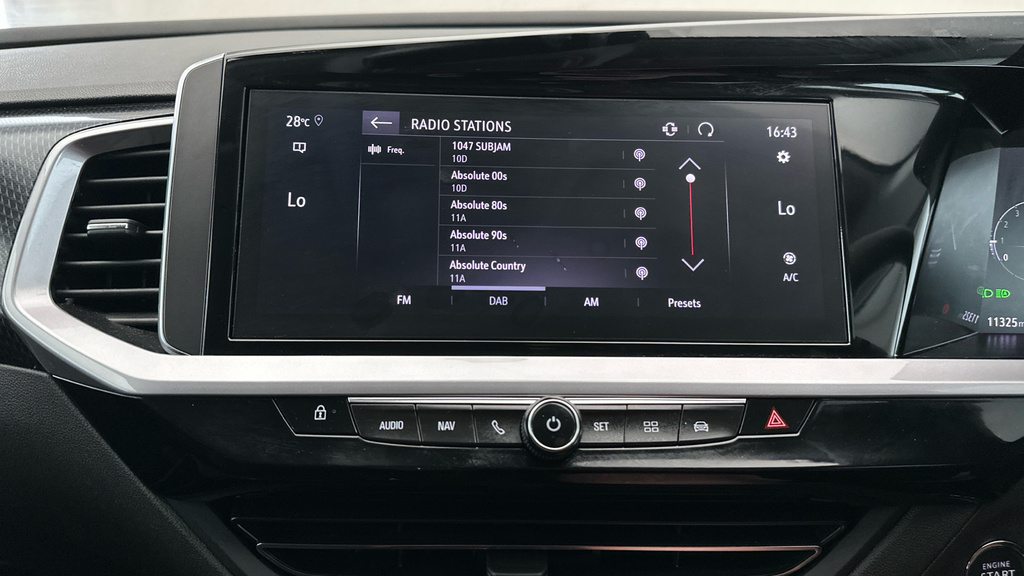 Vauxhall Grandland Ultimate Grey #18