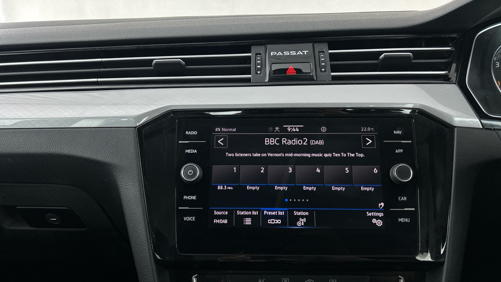 Volkswagen Passat 1.5 Tsi Evo R-line Dsg Blue #16