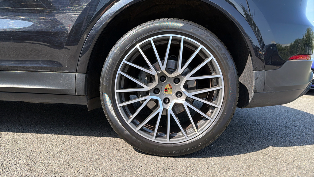Porsche Cayenne 2020 3.0 V6 E-hybrid 14.1Kwh Coupe Plug Black #18