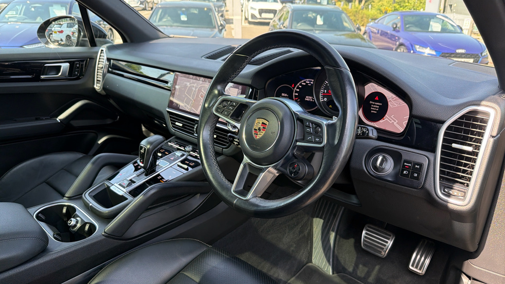 Porsche Cayenne 2020 3.0 V6 E-hybrid 14.1Kwh Coupe Plug Black #9