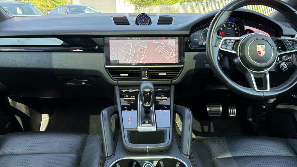 Porsche Cayenne 2020 3.0 V6 E-hybrid 14.1Kwh Coupe Plug Black #12