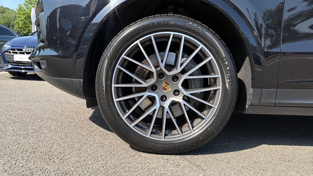 Porsche Cayenne 2020 3.0 V6 E-hybrid 14.1Kwh Coupe Plug Black #17