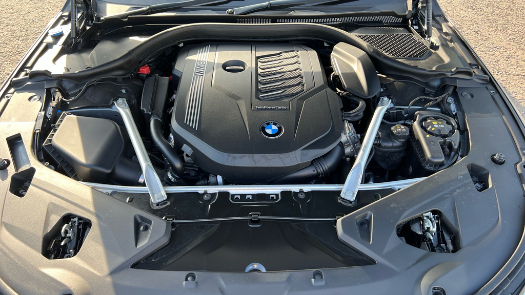 BMW 8 Series Gran Coupe 3L M Sport Grey #24