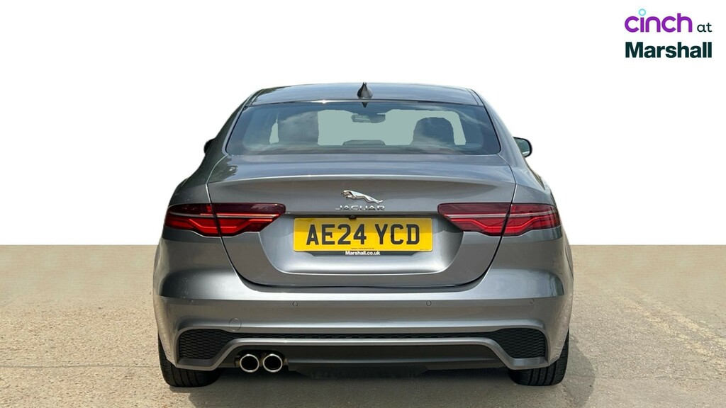 Jaguar XE 2.0 P300 Sport Awd Black #4