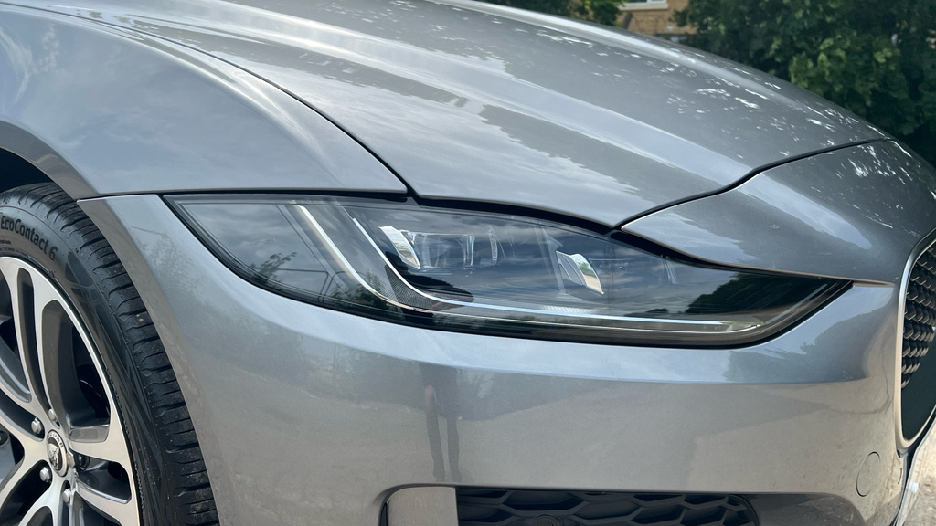 Jaguar XE 2.0 P300 Sport Awd Black #28
