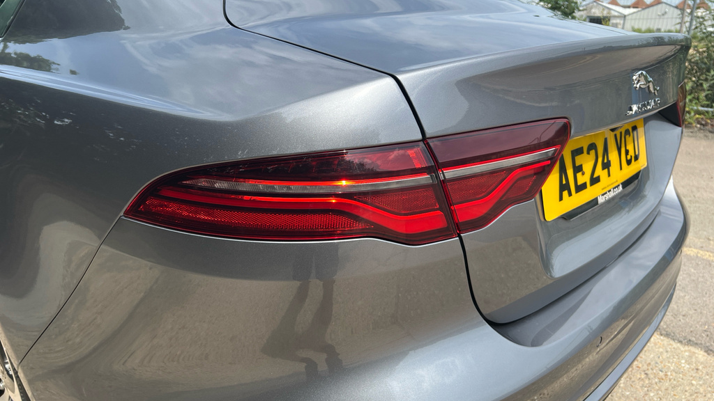 Jaguar XE 2.0 P300 Sport Awd Black #30