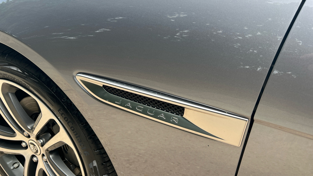 Jaguar XE 2.0 P300 Sport Awd Black #32