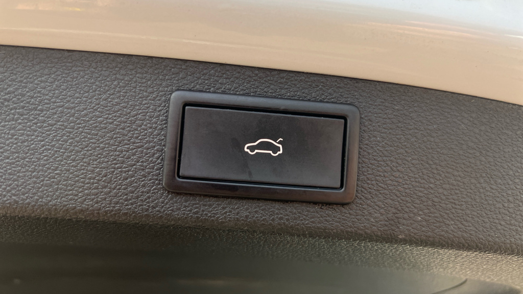 Skoda Kodiaq Suv White #37