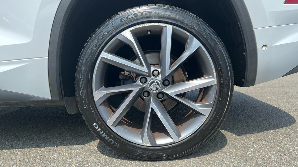 Skoda Kodiaq Suv White #29