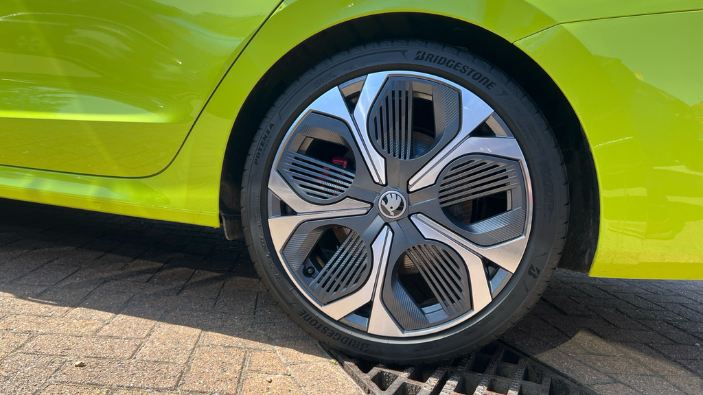 Skoda Octavia 1.5 Tsi 150 E-tec Sportline Dsg Grey #20