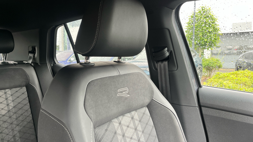 Volkswagen T-Cross Match White #29