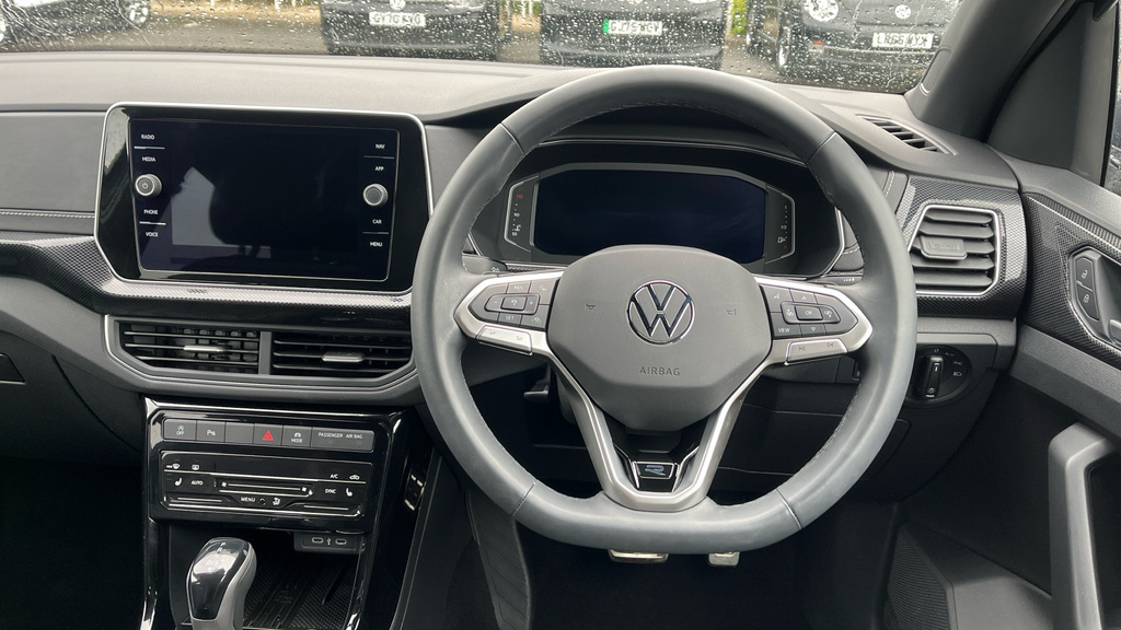 Volkswagen T-Cross Match White #25