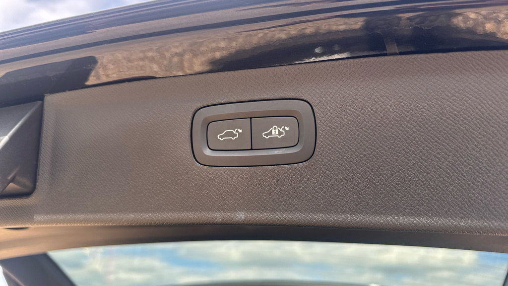 Volvo XC90 Xc90 T8 Recharge Awd Gold #44