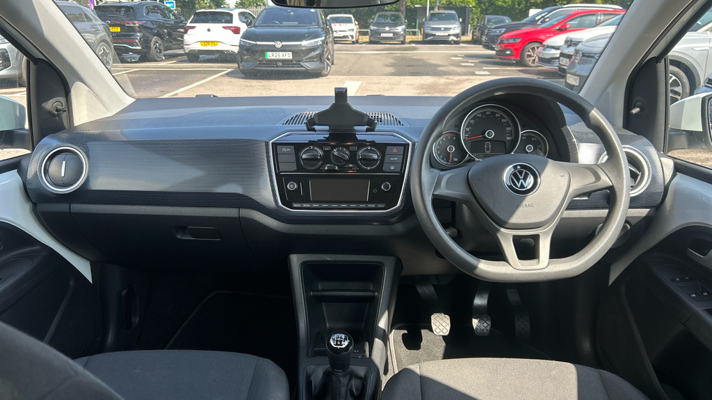 Volkswagen Up 1.0 65Ps Up Black Edition With Parking Camera Black #11