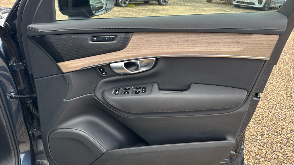 Volvo XC90 2.0 T8 Phev Plus Dark Awd Geartronic Black #38