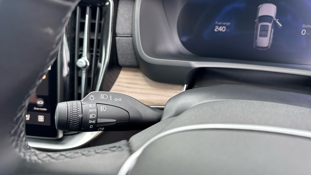 Volvo XC90 2.0 T8 Phev Plus Dark Awd Geartronic Black #32