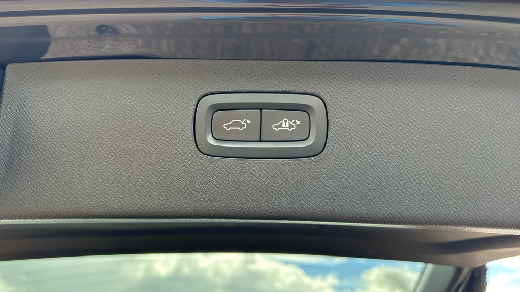 Volvo XC90 2.0 B5d 235 Plus Dark Awd Geartronic Black #44