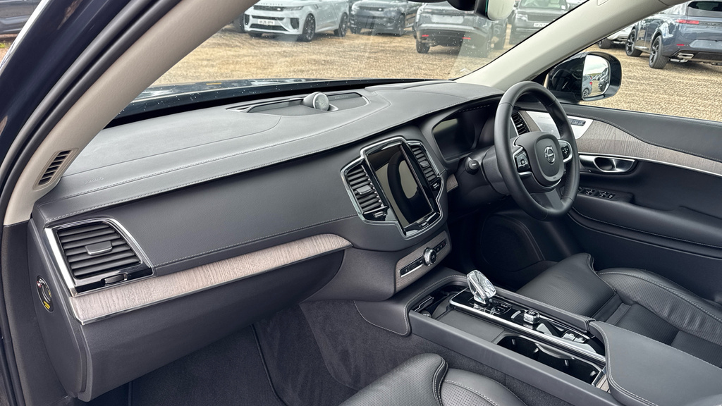 Volvo XC90 2.0 B5d 235 Plus Dark Awd Geartronic Black #10