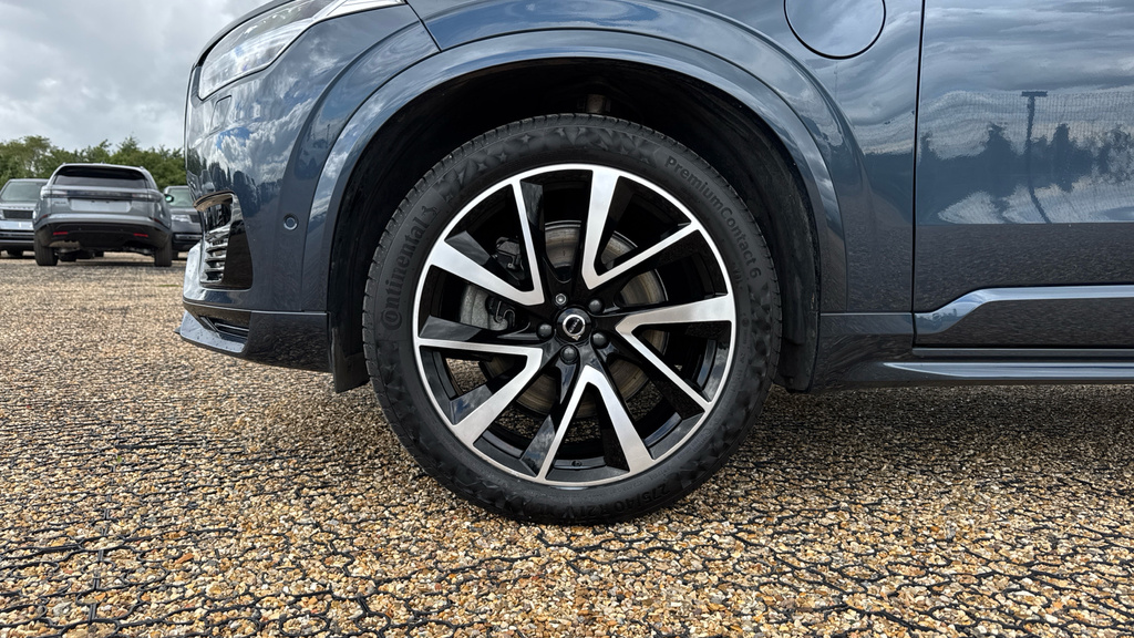Volvo XC90 2.0 B5d 235 Plus Dark Awd Geartronic Black #18