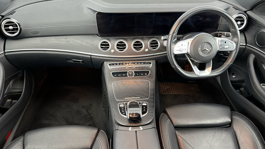 Mercedes-Benz E Class 2.0 E300de 13.5Kwh Amg Line Premium G-tronic Black #18