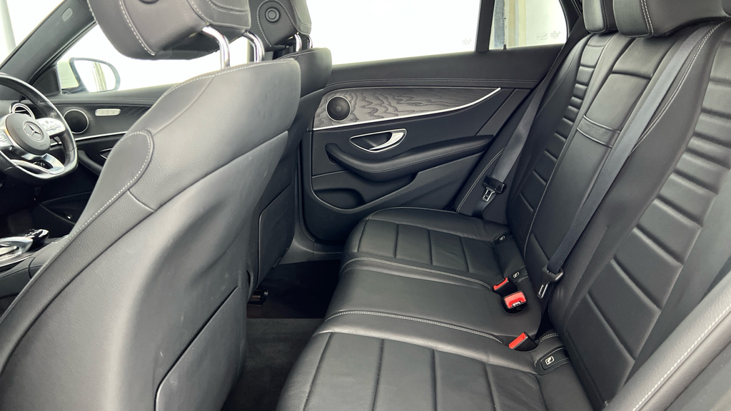 Mercedes-Benz E Class 2.0 E300de 13.5Kwh Amg Line Premium G-tronic Black #27
