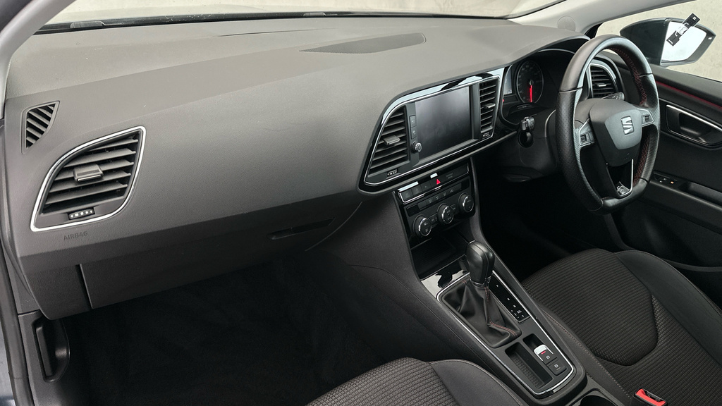 Seat Leon 2.0 Tsi Cupra 300 Ez Dsg 4Drive Estate Black #12