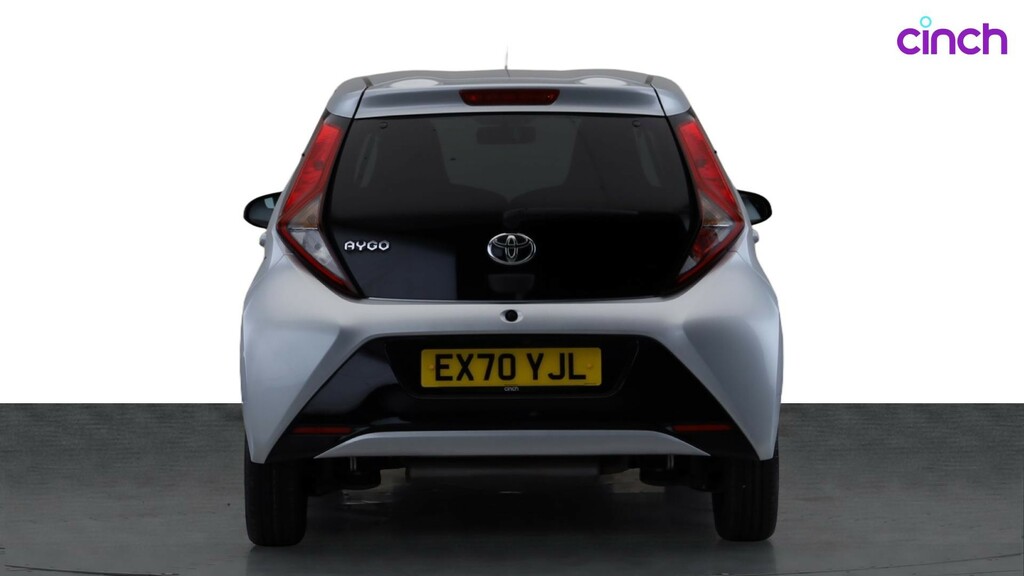 Toyota Aygo X X-play White #4