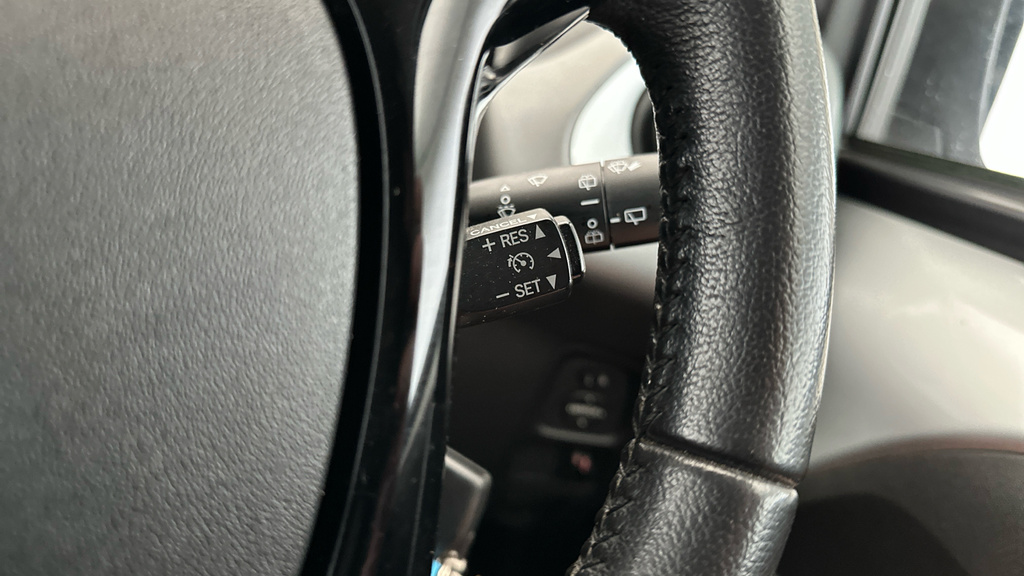 Toyota Aygo X X-play White #16
