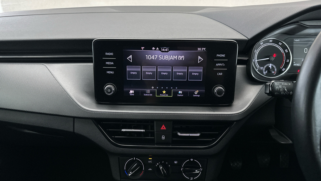Skoda Scala 2020 5-Dr 1.0 Tsi 115Ps Se Dsg Silver #17