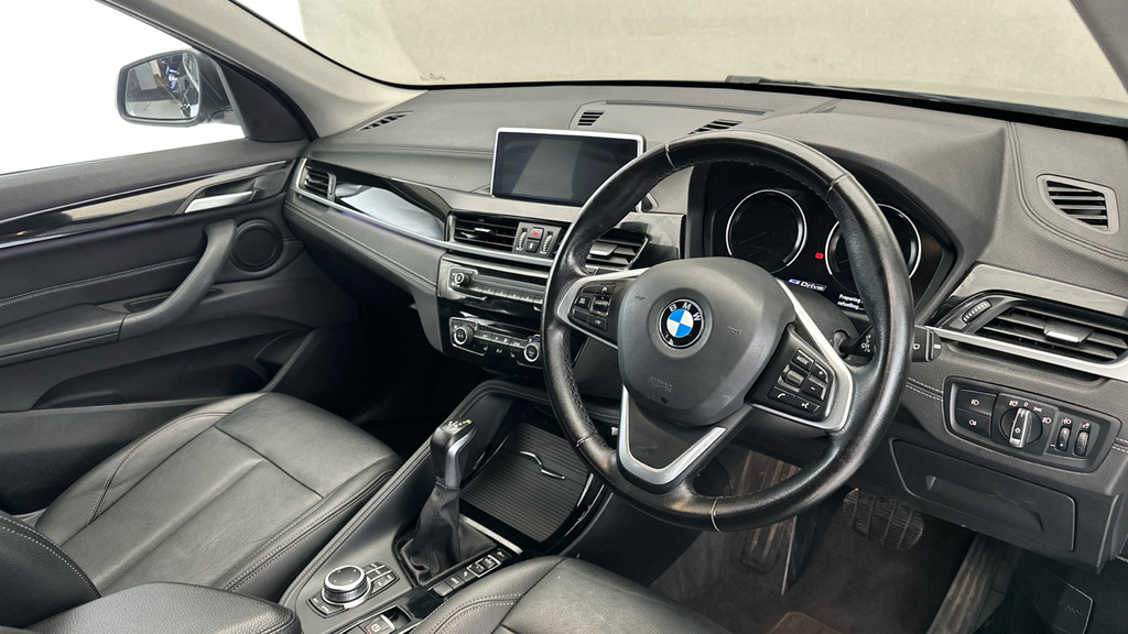 BMW X1 1.5L Sdrive 18I Xline #11