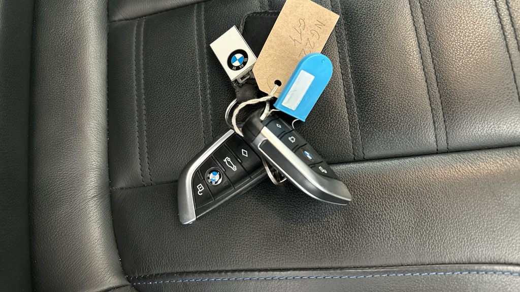 BMW iX3 210Kw M Sport 80Kwh Blue #32