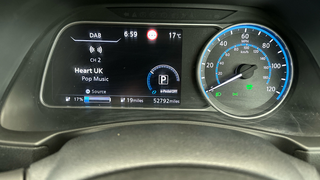 Nissan Leaf 110Kw Tekna 40Kwh White #18