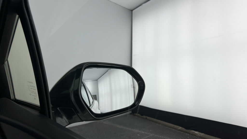 Toyota Prius Toyota Excel Phev Cvt Grey #15