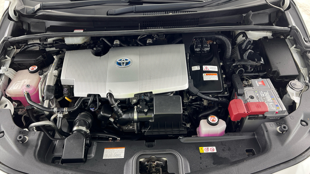 Toyota Prius Toyota Excel Phev Cvt Grey #27