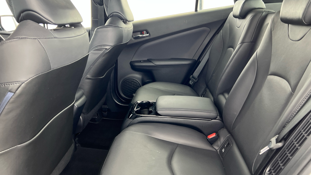 Toyota Prius Toyota Excel Phev Cvt Grey #25