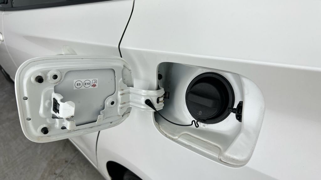 Toyota Prius Toyota Excel Phev Cvt Grey #32