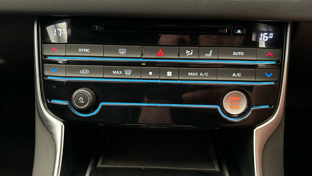 Jaguar XF Sport Black #14