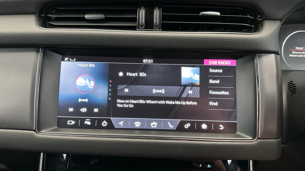 Jaguar XF Sport Black #16