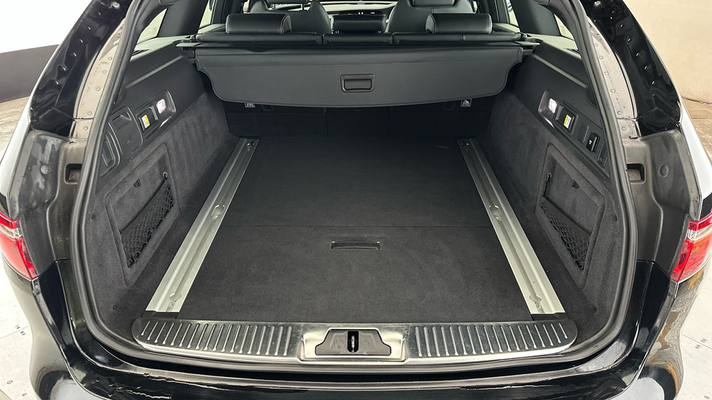 Jaguar XF Sport Black #21