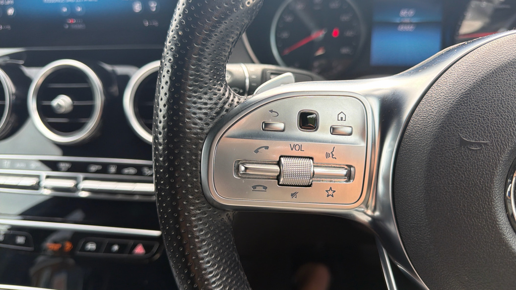 Mercedes-Benz GLC Class 2.0 220D Amg Line G-tronic 4Matic Silver #37