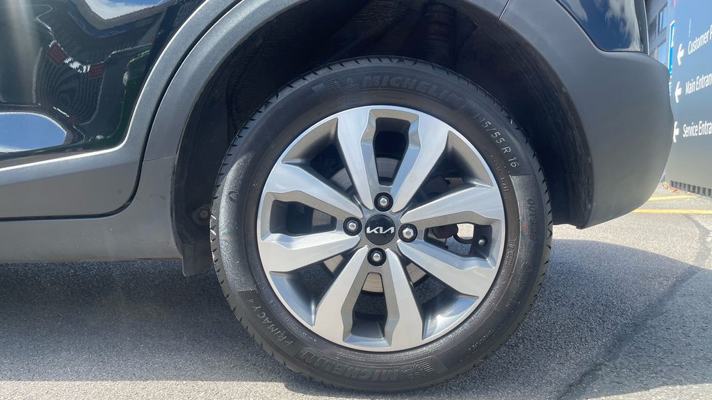Kia Stonic 2 1.0 Red #23
